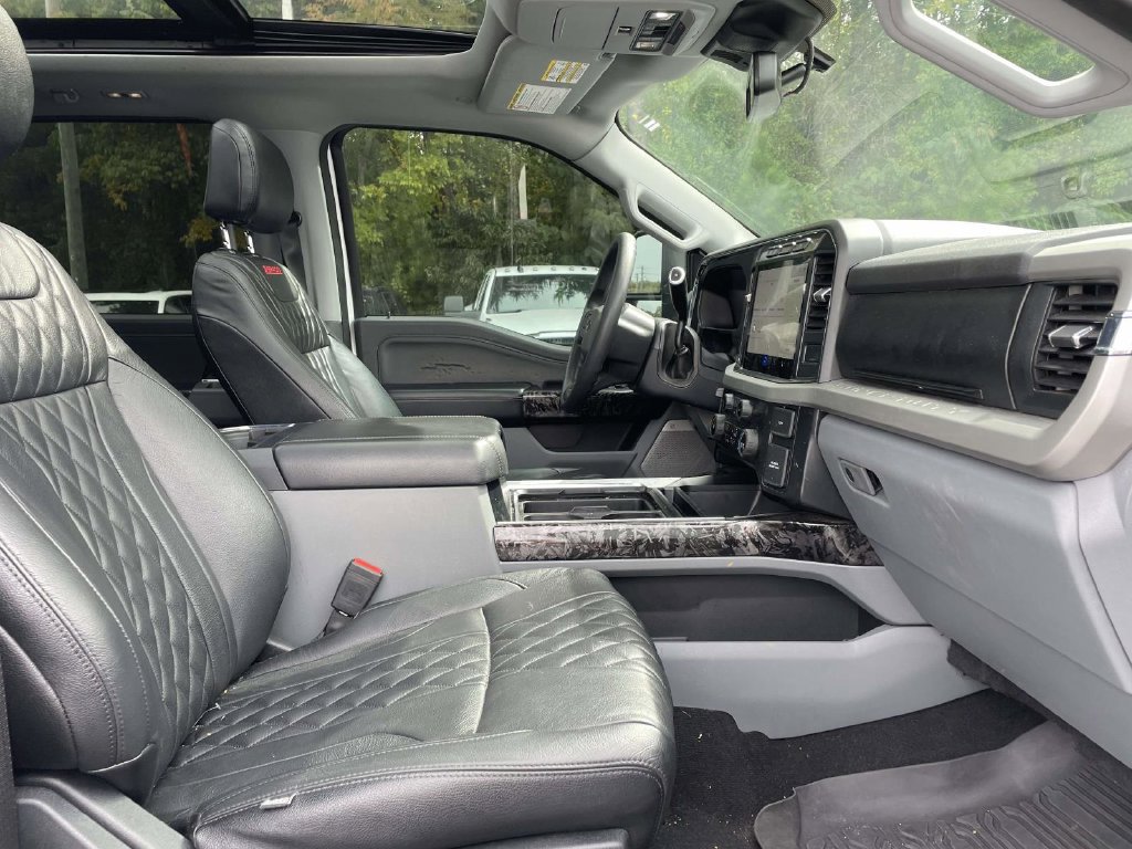 Used 2024 Ford F250 XLT w/ XLT Premium Package AWD/4WD image 12