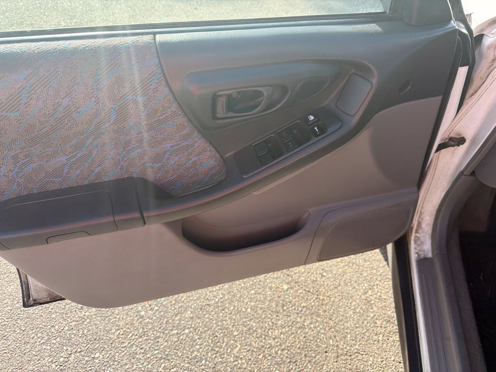 Used 1998 Subaru Forester L AWD/4WD image 11