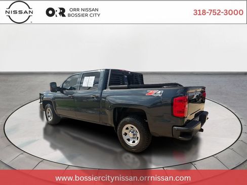 Used 2018 Chevrolet Silverado 1500 W/T w/ Special Service Package AWD/4WD image 7