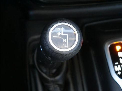 Used 2021 Jeep Gladiator Sport w/ Trailer Tow Package image 21