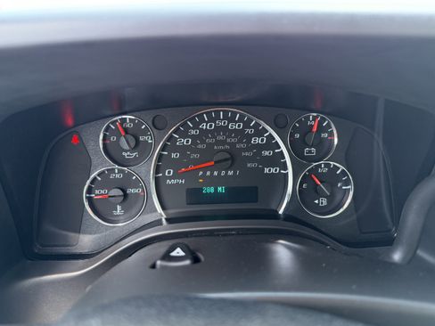New 2025 Chevrolet Express 4500 w/ Power Convenience Package RWD image 16