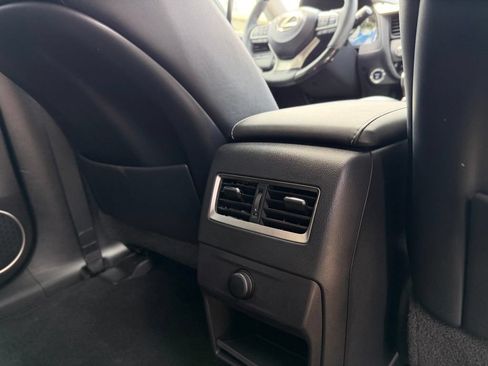 Used 2016 Lexus RX 450h FWD image 17