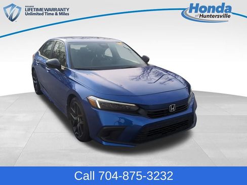 Used 2023 Honda Civic Sport image 1