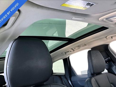 Certified 2026 Volvo XC60 B5 Plus AWD/4WD image 20