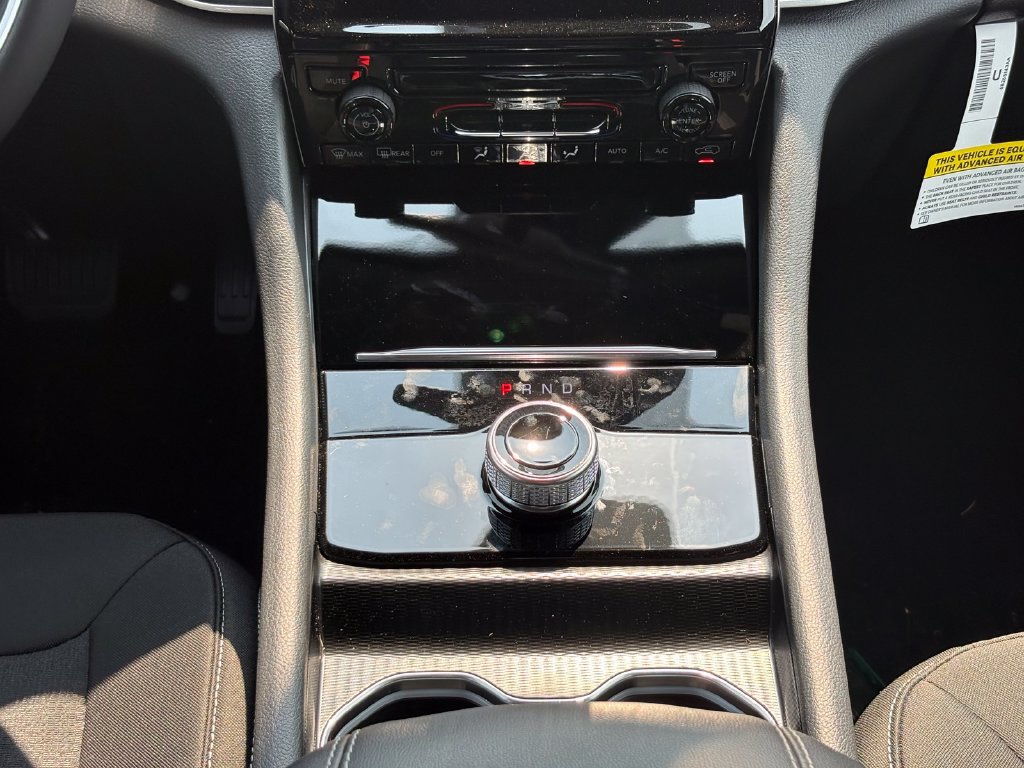 New 2026 Jeep Grand Cherokee Laredo RWD image 20
