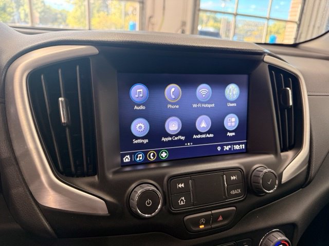 Used 2024 GMC Terrain SLT w/ Tech Package AWD/4WD image 9