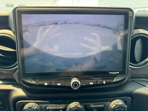 Used 2020 Jeep Wrangler Unlimited Sport S AWD/4WD image 34