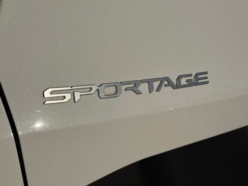 Certified 2023 Kia Sportage EX image 3