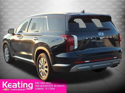Used 2025 Hyundai Palisade SEL FWD image 2