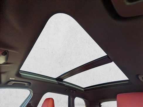 Used 2025 BMW X1 xDrive28i image 15