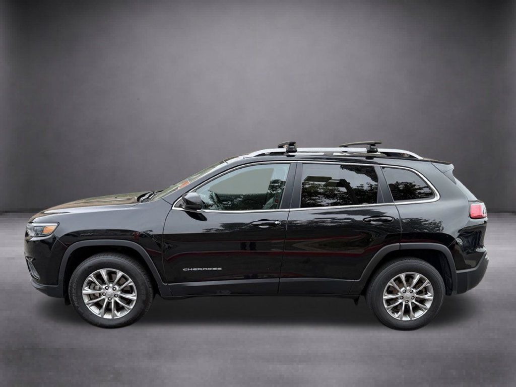 Used 2020 Jeep Cherokee Latitude Plus w/ Cold Weather Group AWD/4WD image 8
