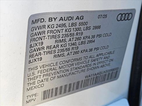 Certified 2025 Audi Q5 Premium w/ Convenience Package AWD/4WD image 29