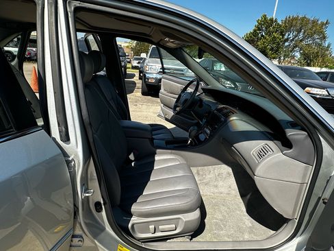 Used 2003 Toyota Avalon XLS image 26