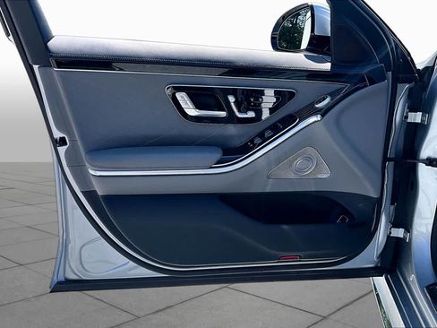 Certified 2022 Mercedes-Benz S 580 4MATIC Sedan image 22
