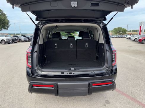 Used 2026 Nissan Armada SV RWD image 29