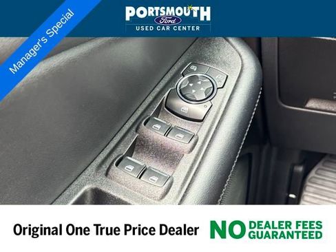 Certified 2024 Ford Edge SE w/ Black Appearance Package image 17