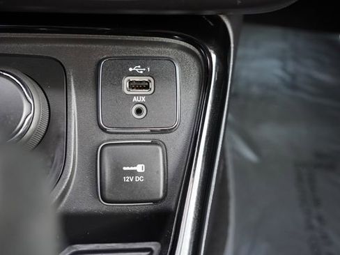 Certified 2019 Jeep Compass Limited image 27