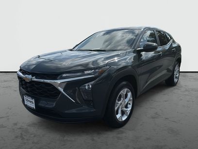 New 2025 Chevrolet Trax LS w/ LS Convenience Package
