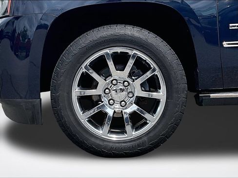 Used 2019 GMC Yukon Denali w/ Open Road Package AWD/4WD image 10