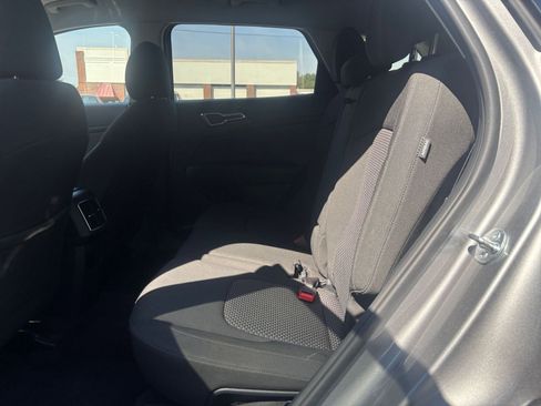 Used 2025 Kia Sportage LX image 25
