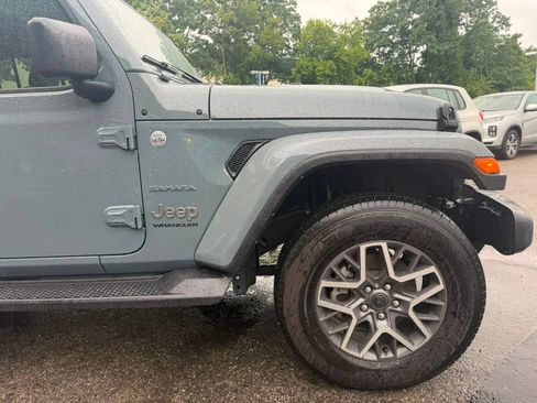 Used 2024 Jeep Wrangler Unlimited Sahara w/ Dual Top Group AWD/4WD image 25