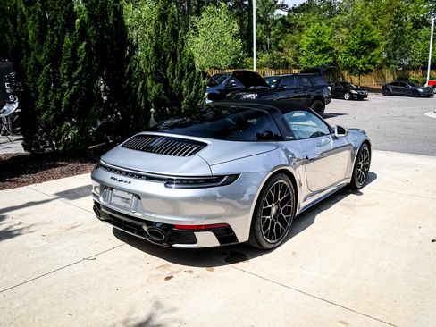 Used 2021 Porsche 911 Targa 4S AWD/4WD image 10