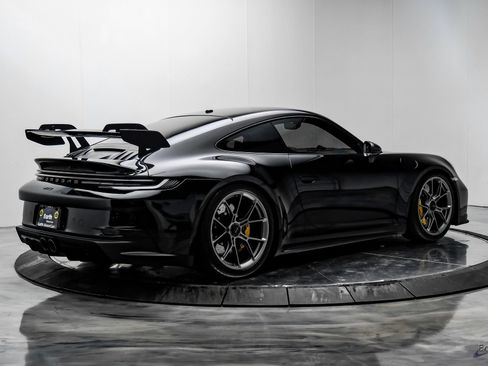 Used 2022 Porsche 911 GT3 image 14