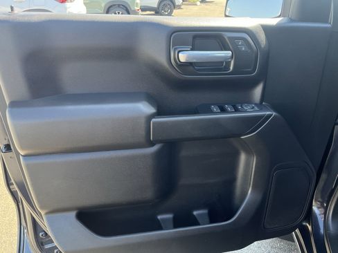 Used 2022 Chevrolet Silverado 1500 Custom image 20