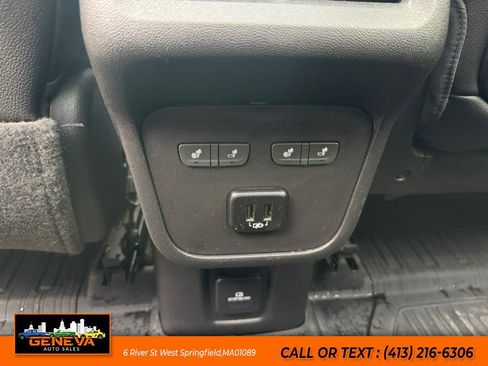 Used 2018 GMC Terrain Denali w/ Advanced Safety Package image 23