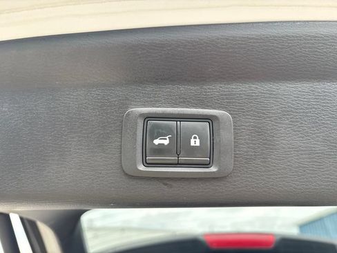Used 2022 Mitsubishi Outlander SEL AWD/4WD image 25