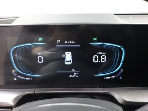 Used 2025 Kia Telluride S AWD/4WD image 38