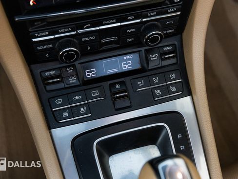 Used 2015 Porsche 911 Carrera image 26