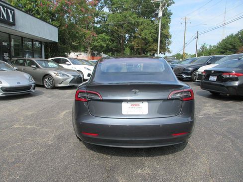 Used 2018 Tesla Model 3 Long Range RWD image 6