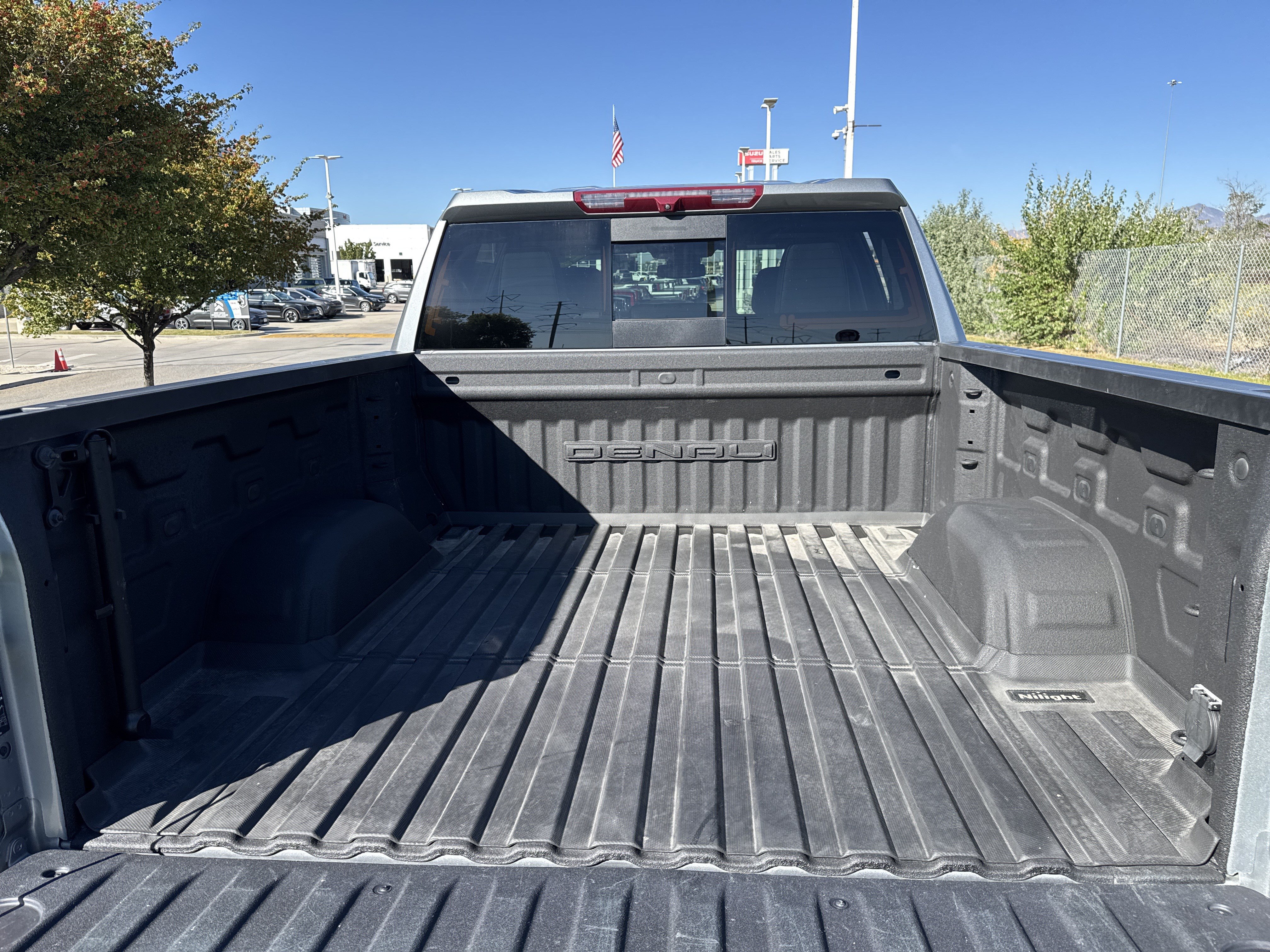 Used 2023 GMC Sierra 1500 Denali AWD/4WD image 24