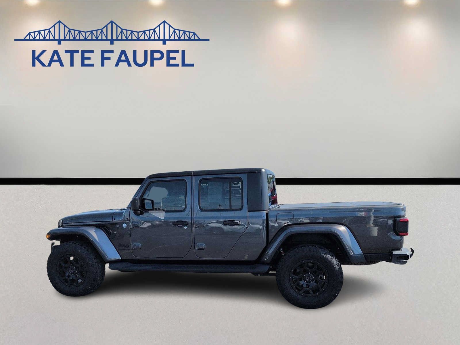 Used 2021 Jeep Gladiator Sport AWD/4WD image 4