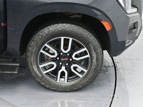 Used 2023 GMC Yukon XL AT4 w/ AT4 Premium Package image 37