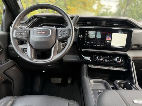 Used 2024 GMC Sierra 3500 AT4 w/ AT4 Premium Plus Package image 22