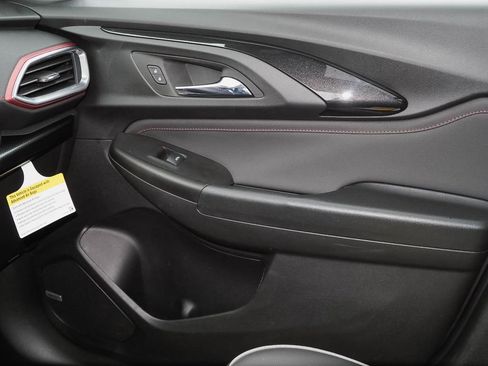 Certified 2023 Chevrolet TrailBlazer RS w/ Sun and Liftgate Package AWD/4WD image 27