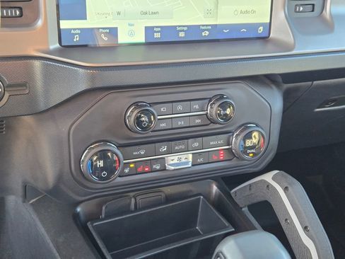 Used 2023 Ford Bronco Outer Banks w/ Sasquatch Package image 32