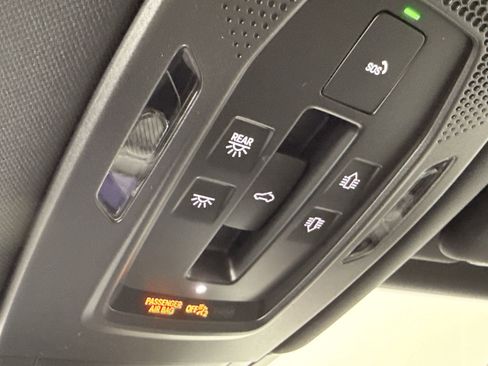 New 2025 Porsche Cayenne image 33