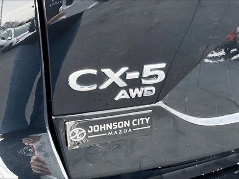 Used 2021 MAZDA CX-5 Touring image 8