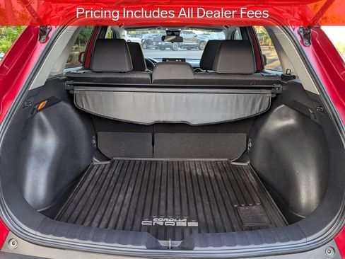 Certified 2022 Toyota Corolla Cross LE w/ Moonroof Package FWD image 14