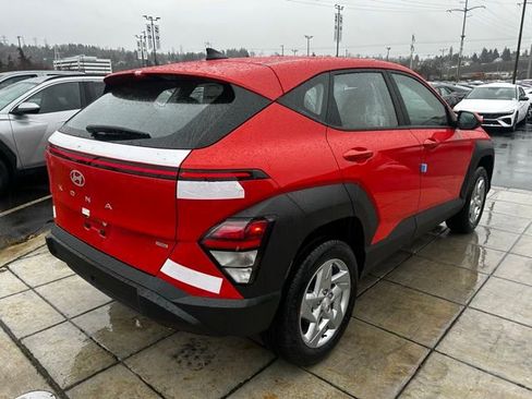 New 2026 Hyundai Kona SE AWD/4WD image 3