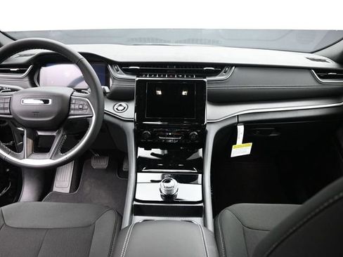 New 2026 Jeep Grand Cherokee Laredo w/ MOPAR Finishing Package image 23