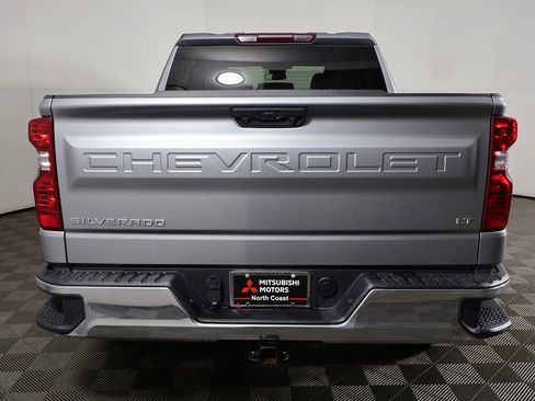 Used 2024 Chevrolet Silverado 1500 LT AWD/4WD image 11
