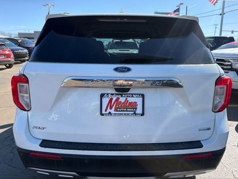 Used 2020 Ford Explorer XLT w/ Equipment Group 202A image 6