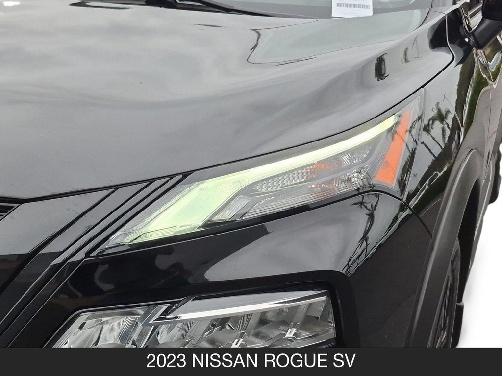 Certified 2023 Nissan Rogue SV w/ SV Premium B Package FWD image 10