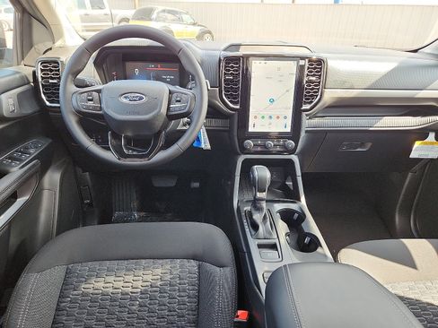 New 2025 Ford Ranger XLT w/ FX4 Off-Road Package image 9