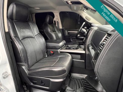Used 2018 RAM 3500 Laramie w/ Sport Appearance Group AWD/4WD image 7