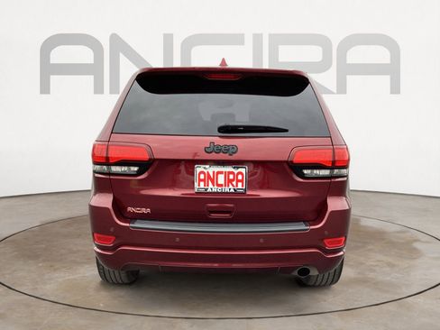 Used 2020 Jeep Grand Cherokee Altitude image 12